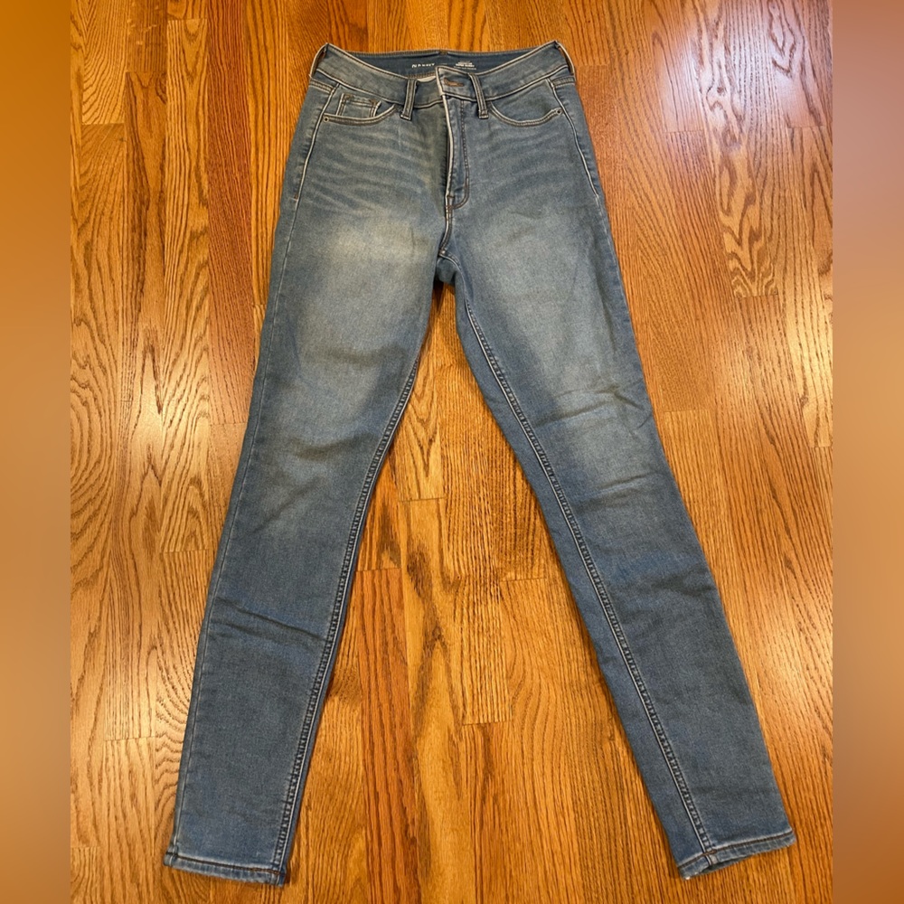 Old Navy Rockstar Super Skinny High Rise 4 Tall with Built in Warm